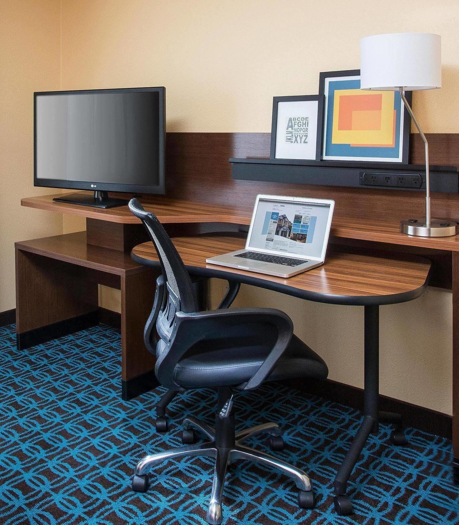 Fairfield Inn & Suites Peru Extérieur photo